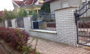 Szerkezetlakatos - Kovácsoltvas korlátok és kovácsoltvas kerítések